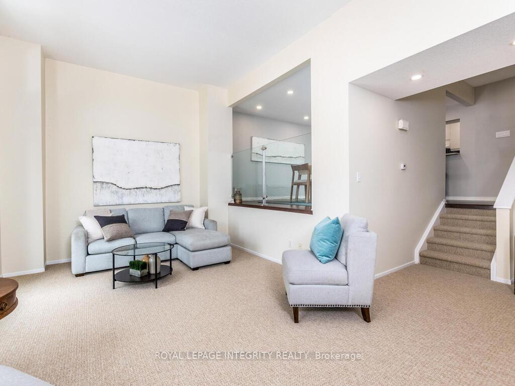 Photo 9 of Unit 27, 655 Richmond Road, Ottawa, Woodroffe — HOMEH