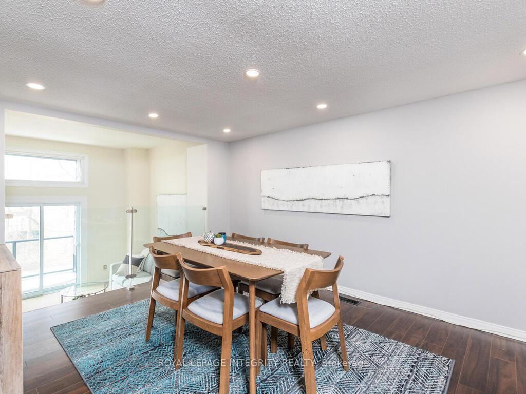 Photo 11 of Unit 27, 655 Richmond Road, Ottawa, Woodroffe — HOMEH