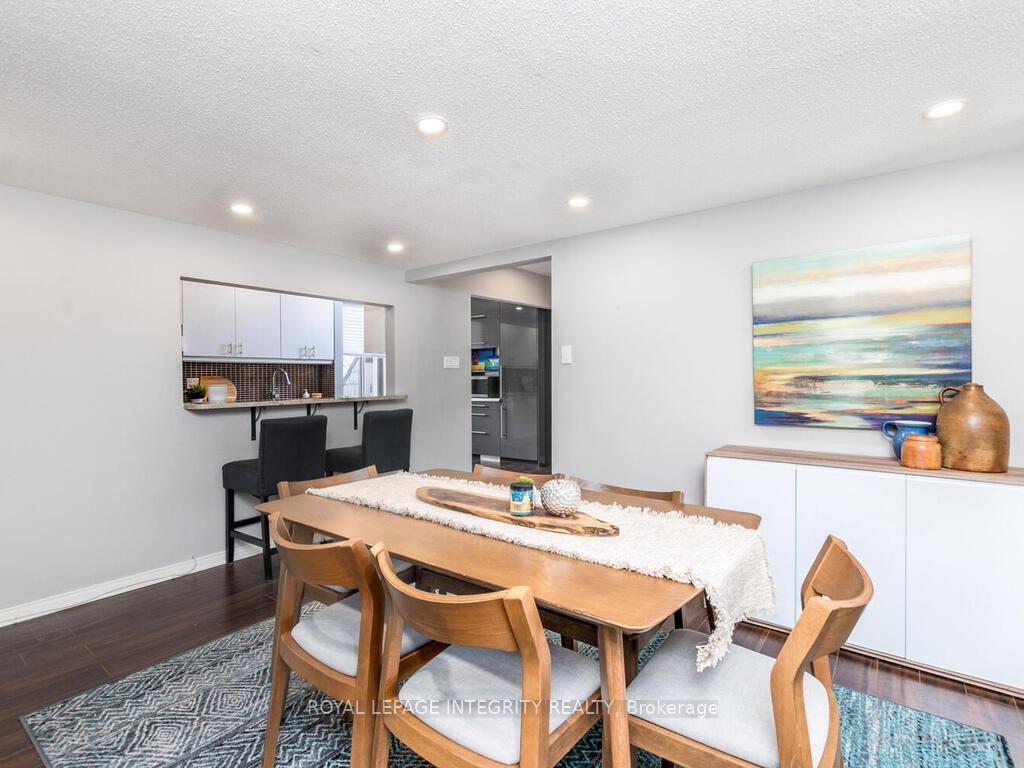 Photo 12 of Unit 27, 655 Richmond Road, Ottawa, Woodroffe — HOMEH