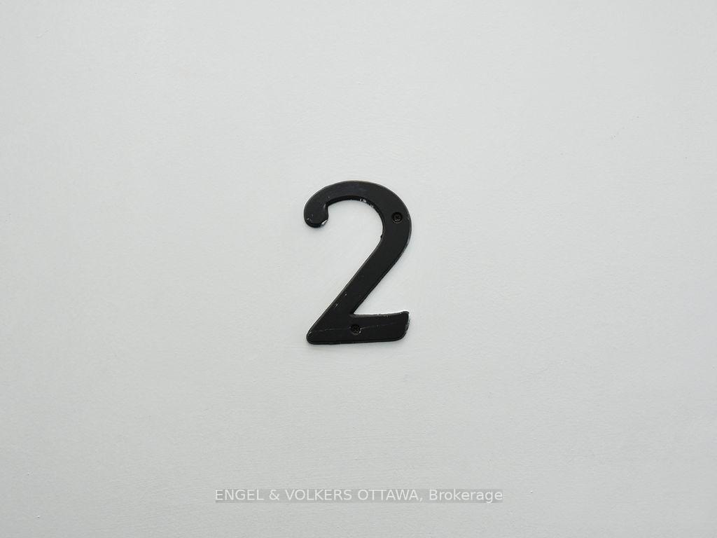 Photo 4 of Unit 2, 79 Third Avenue, Ottawa, Glebe — HOMEH