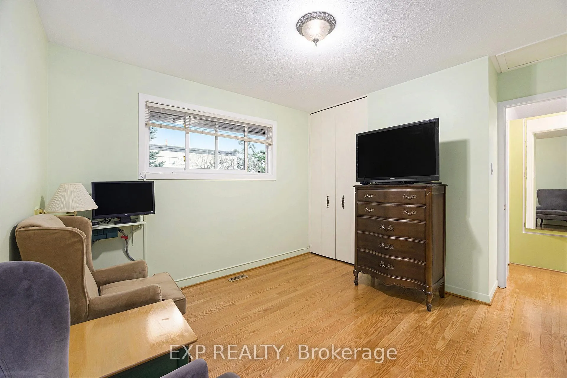 Photo 24 of 41 Wigan Drive, Ottawa, Borden Farm/Stewart Farm/Carleton Heights/Parkwood Hills — HOMEH