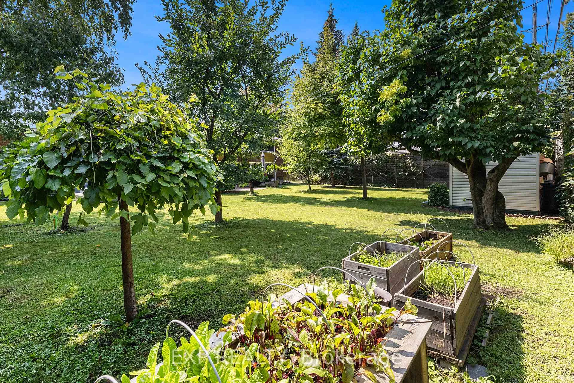 Photo 37 of 41 Wigan Drive, Ottawa, Borden Farm/Stewart Farm/Carleton Heights/Parkwood Hills — HOMEH
