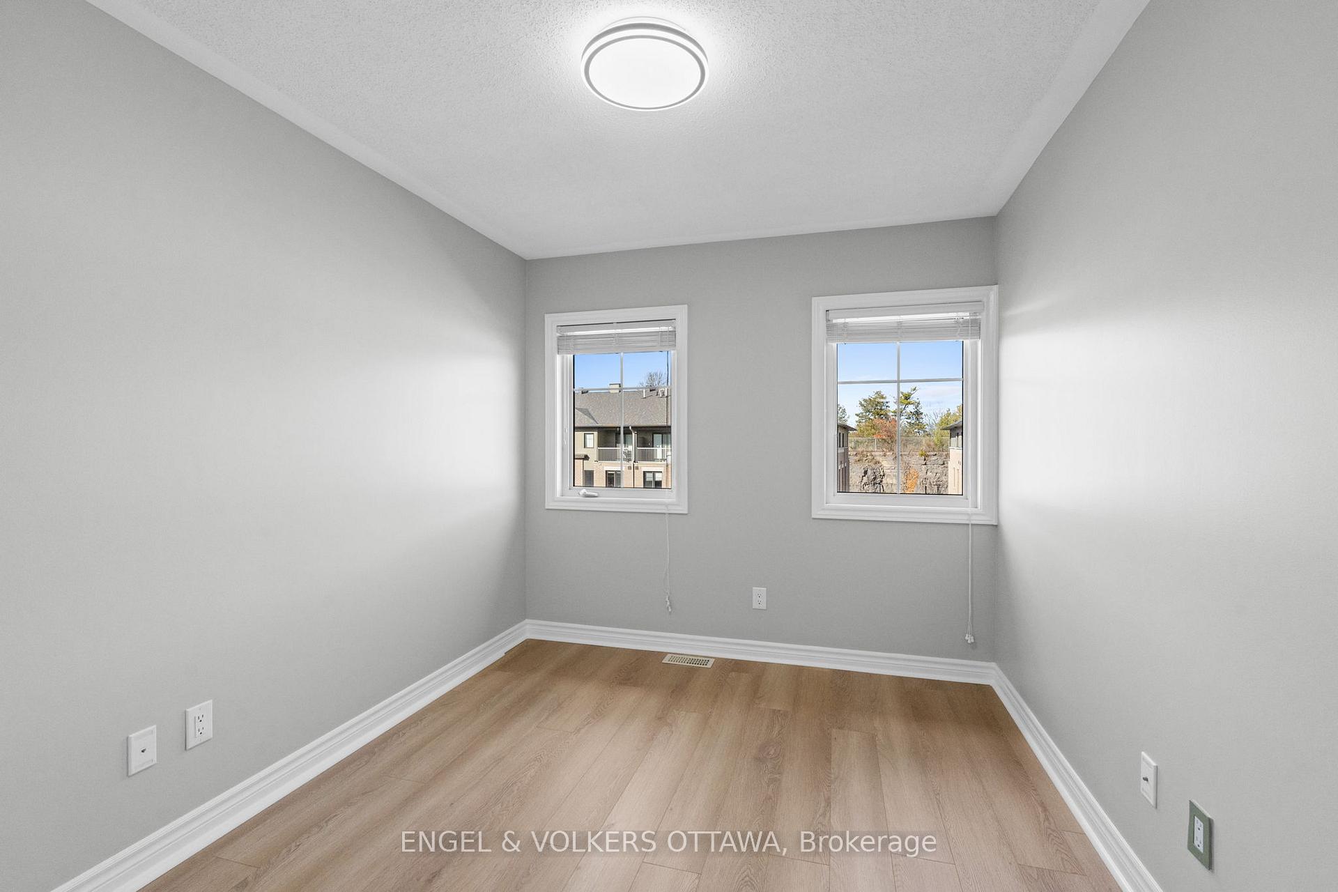 Photo 28 of Unit B, 261 Titanium Private, Ottawa, Convent Glen North — HOMEH
