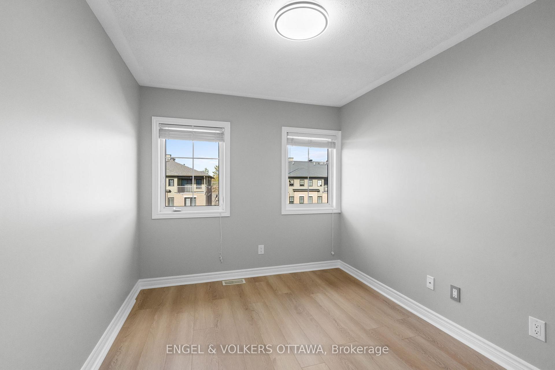 Photo 29 of Unit B, 261 Titanium Private, Ottawa, Convent Glen North — HOMEH