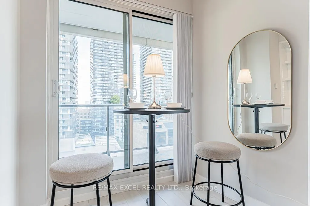 Photo 12 of Unit 1302, 2221 Yonge Street, Toronto, Mount Pleasant West — HOMEH