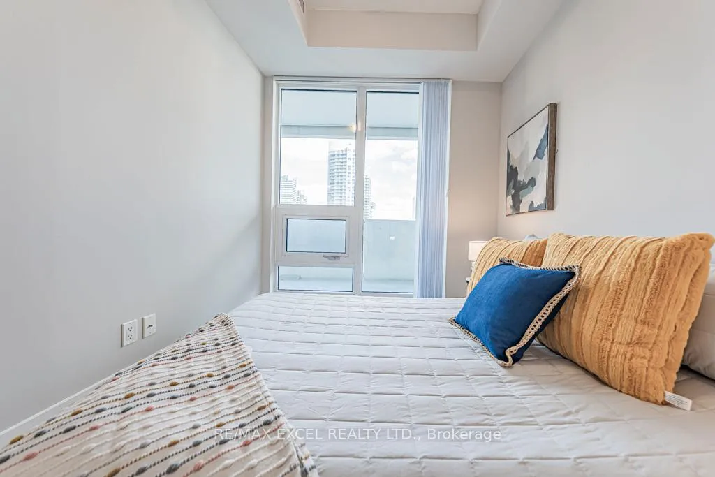 Photo 23 of Unit 1302, 2221 Yonge Street, Toronto, Mount Pleasant West — HOMEH