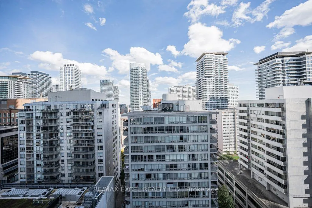 Photo 30 of Unit 1302, 2221 Yonge Street, Toronto, Mount Pleasant West — HOMEH