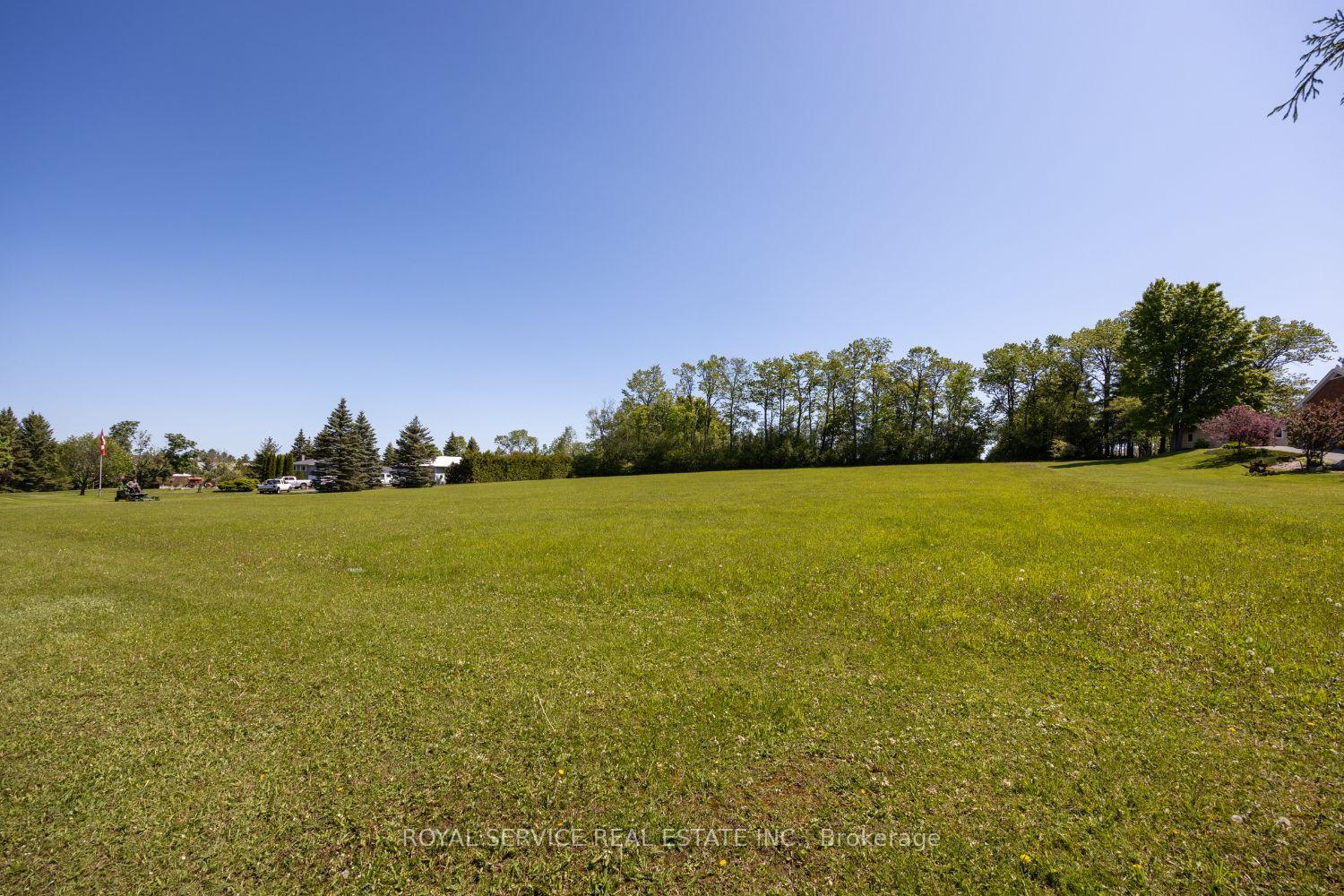 Photo 7 of Highview Crescent, Cavan Monaghan, Cavan Twp — HOMEH