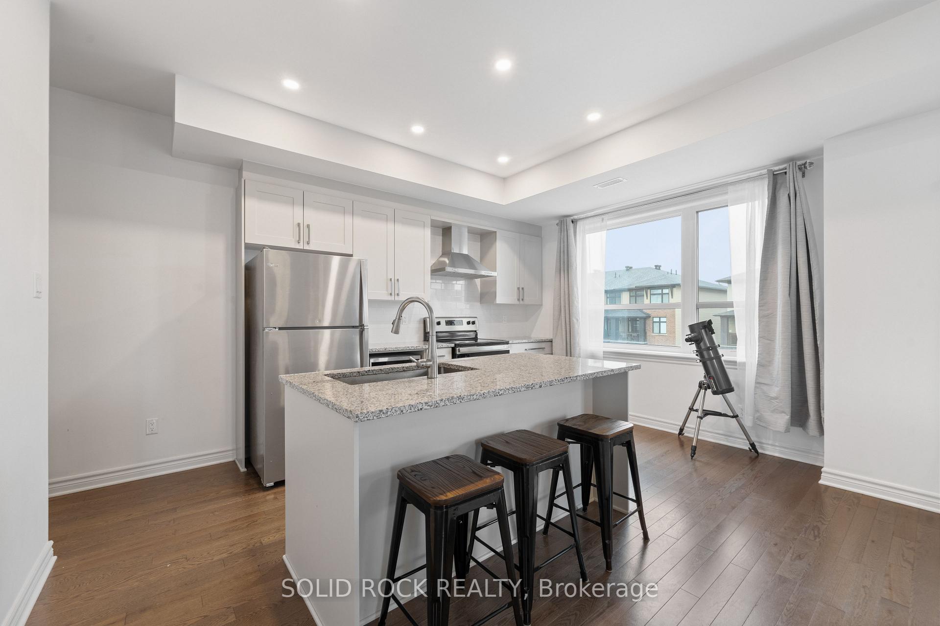 Photo 6 of 616 Compass Street, Ottawa, Mer Bleue/Bradley Estates/Anderson Park — HOMEH