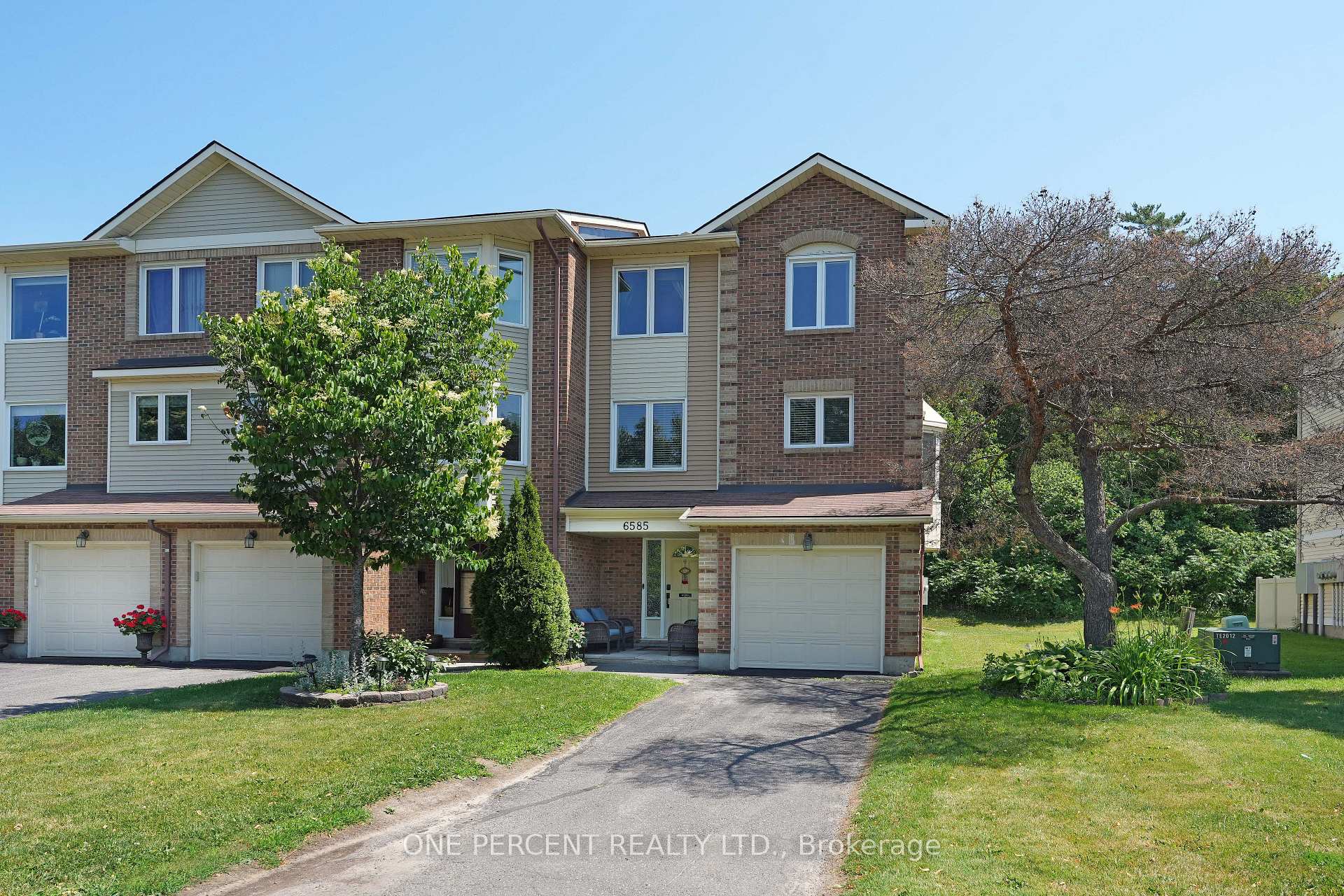 Front of Unit 6585, 6585 Bilberry Drive