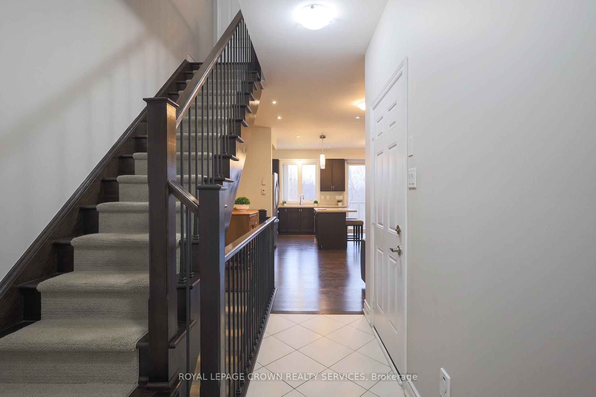 Photo 4 of Unit 5, 686 Wendy Culbert Crescent, Newmarket, Stonehaven-Wyndham — HOMEH