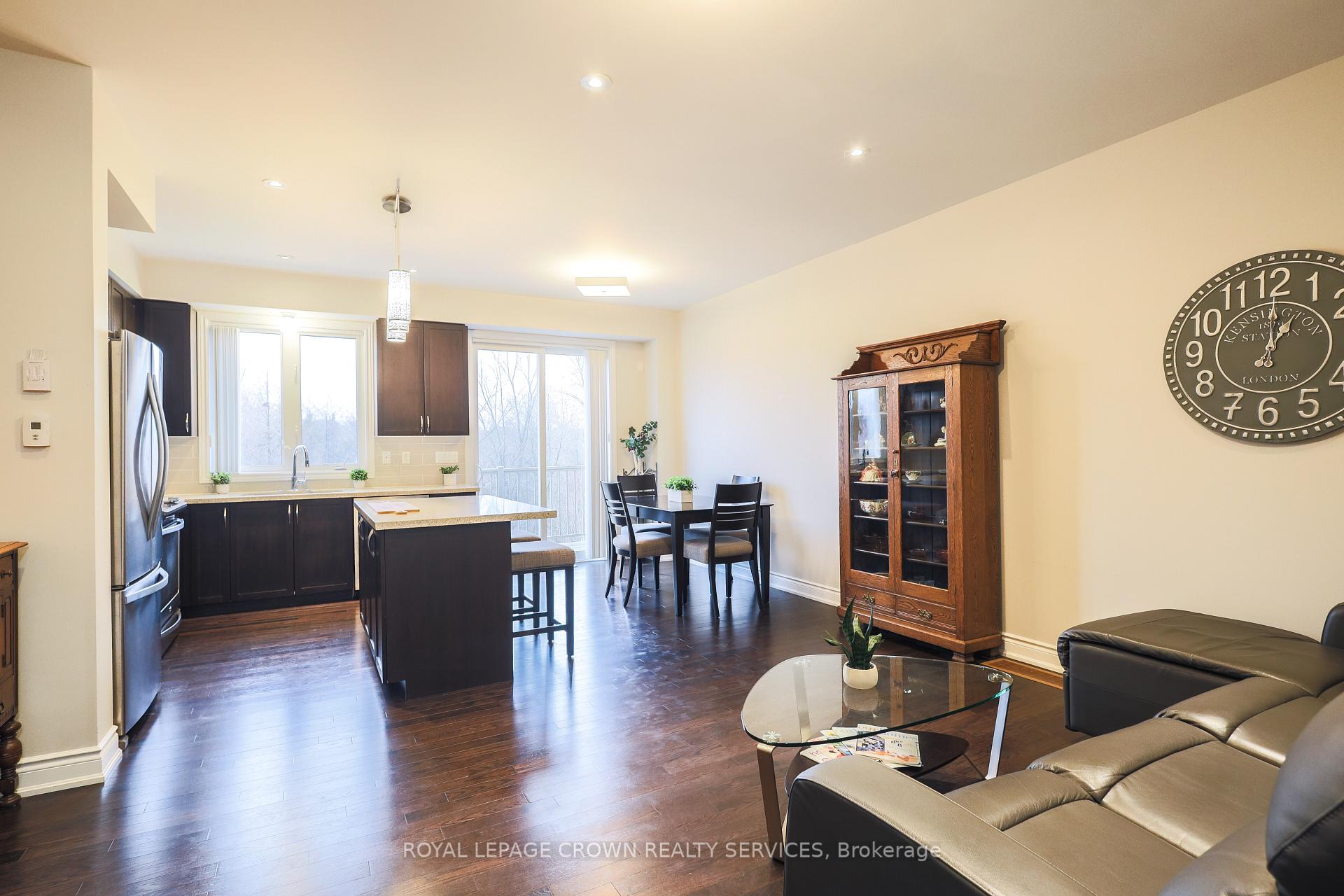 Photo 5 of Unit 5, 686 Wendy Culbert Crescent, Newmarket, Stonehaven-Wyndham — HOMEH