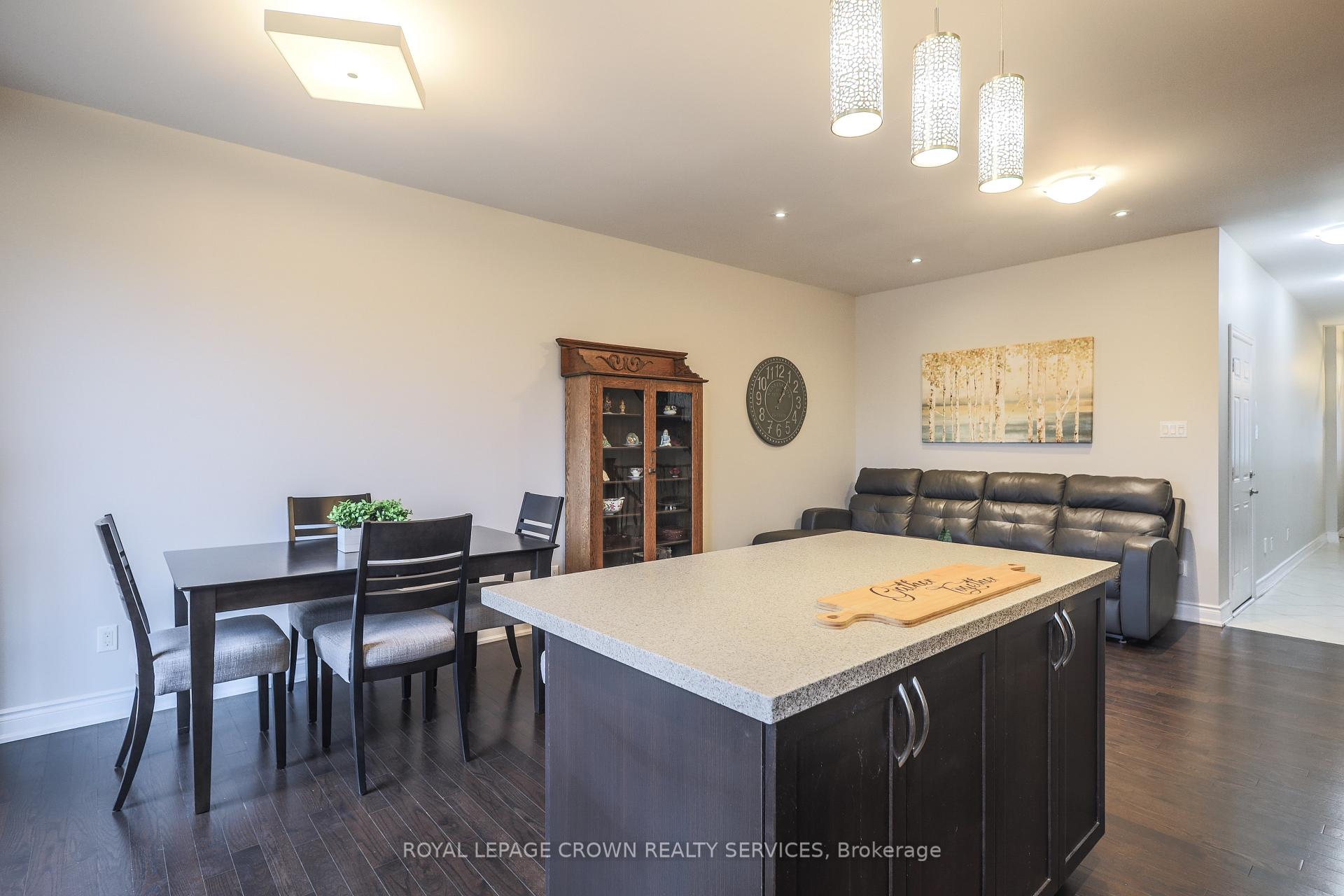 Photo 13 of Unit 5, 686 Wendy Culbert Crescent, Newmarket, Stonehaven-Wyndham — HOMEH