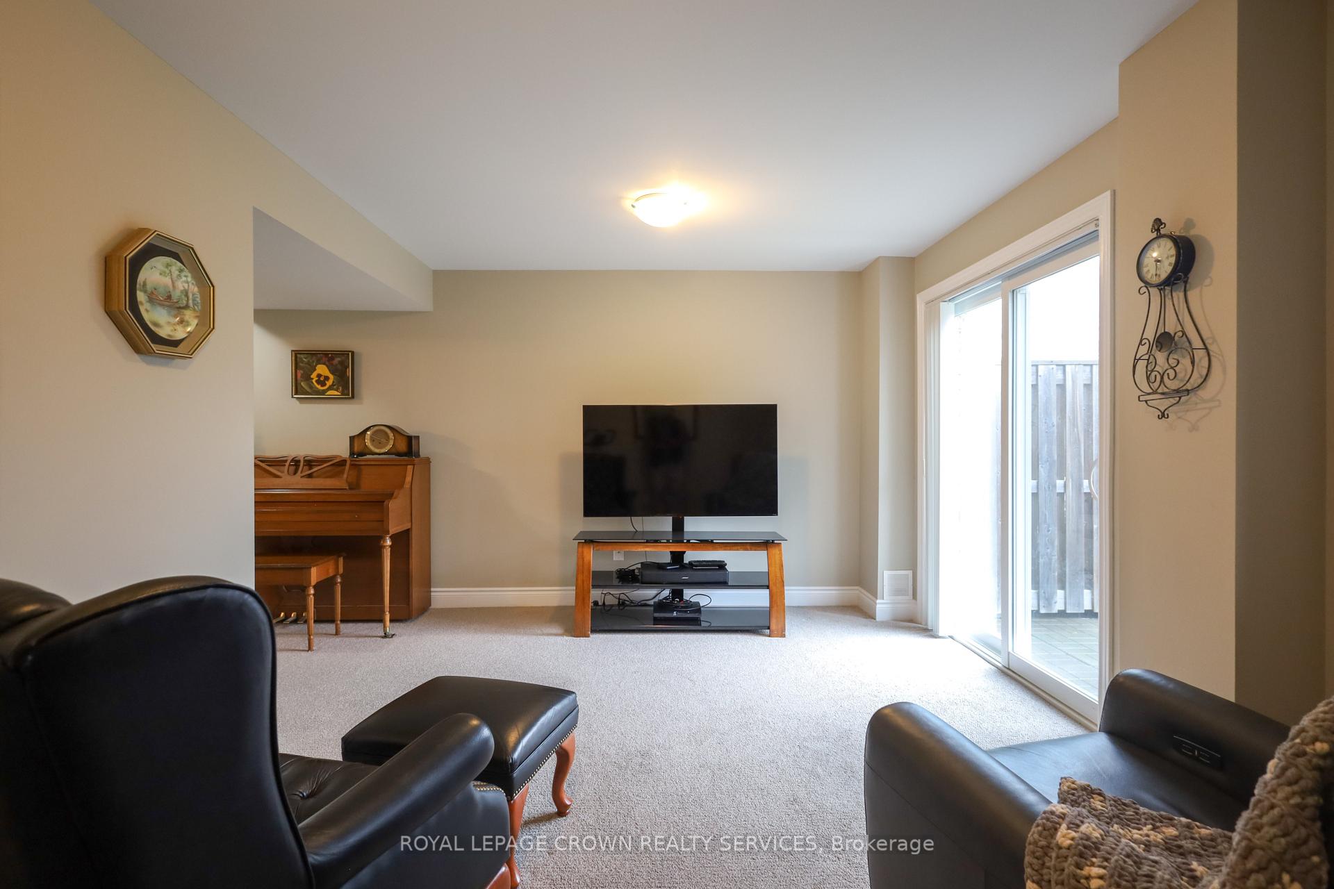Photo 44 of Unit 5, 686 Wendy Culbert Crescent, Newmarket, Stonehaven-Wyndham — HOMEH