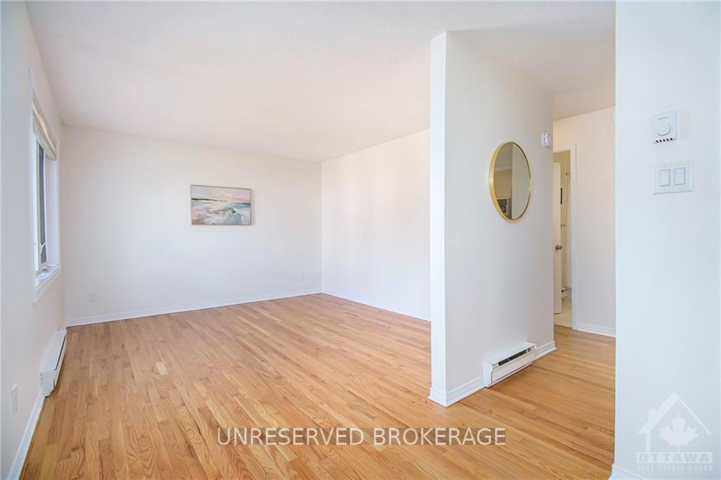 Photo 7 of Unit 11, 3 Waterfall Lane, Ottawa, Westcliffe Estates — HOMEH