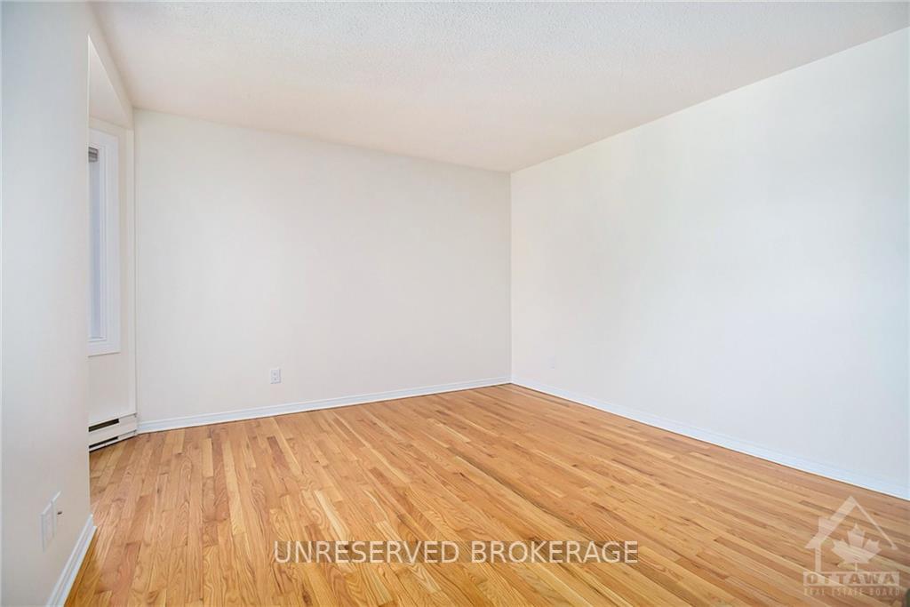 Photo 11 of Unit 11, 3 Waterfall Lane, Ottawa, Westcliffe Estates — HOMEH