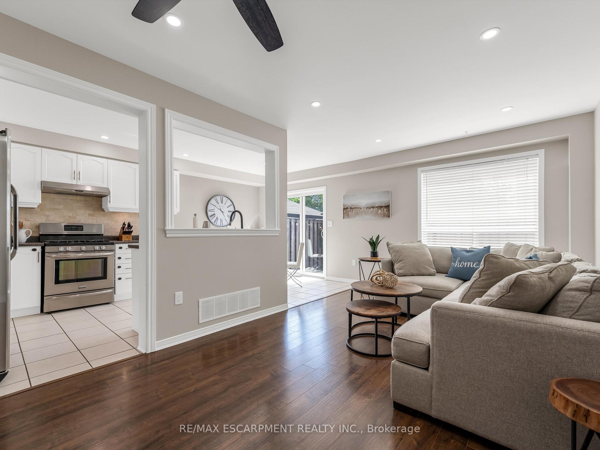 Photo 8 of Unit 79, 485 Green Road, Hamilton, Stoney Creek — HOMEH