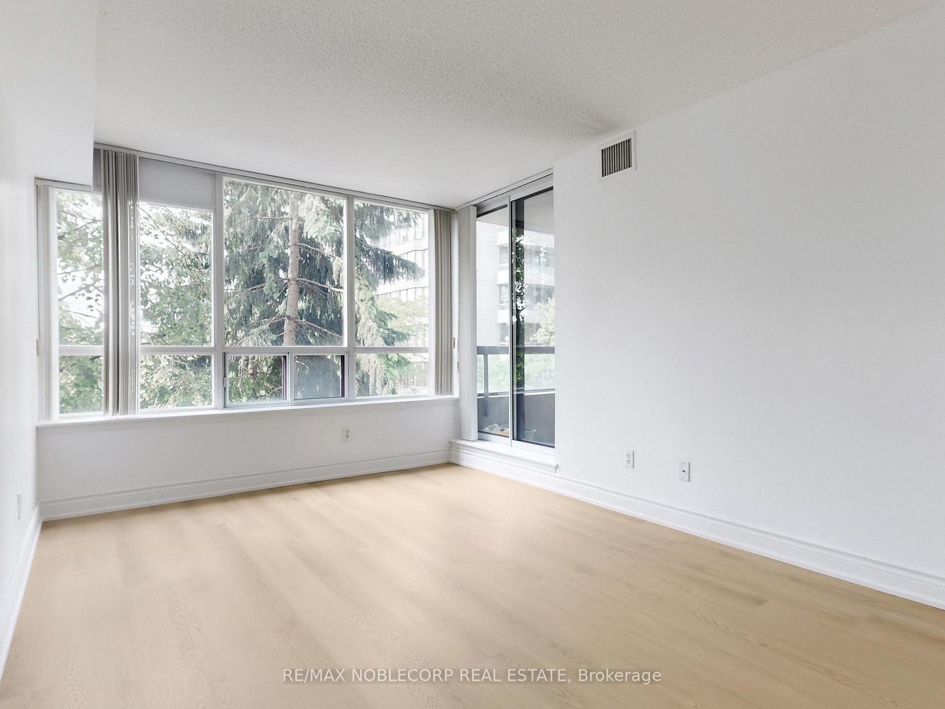 Front of Unit 312, 91 Townsgate Drive