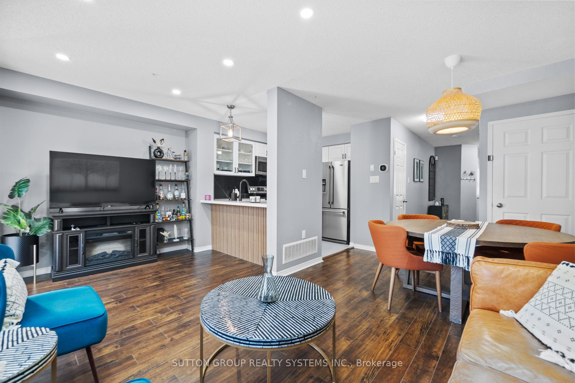 Photo 14 of Unit 33, 1995 Pine Grove Avenue, Pickering, Highbush — HOMEH