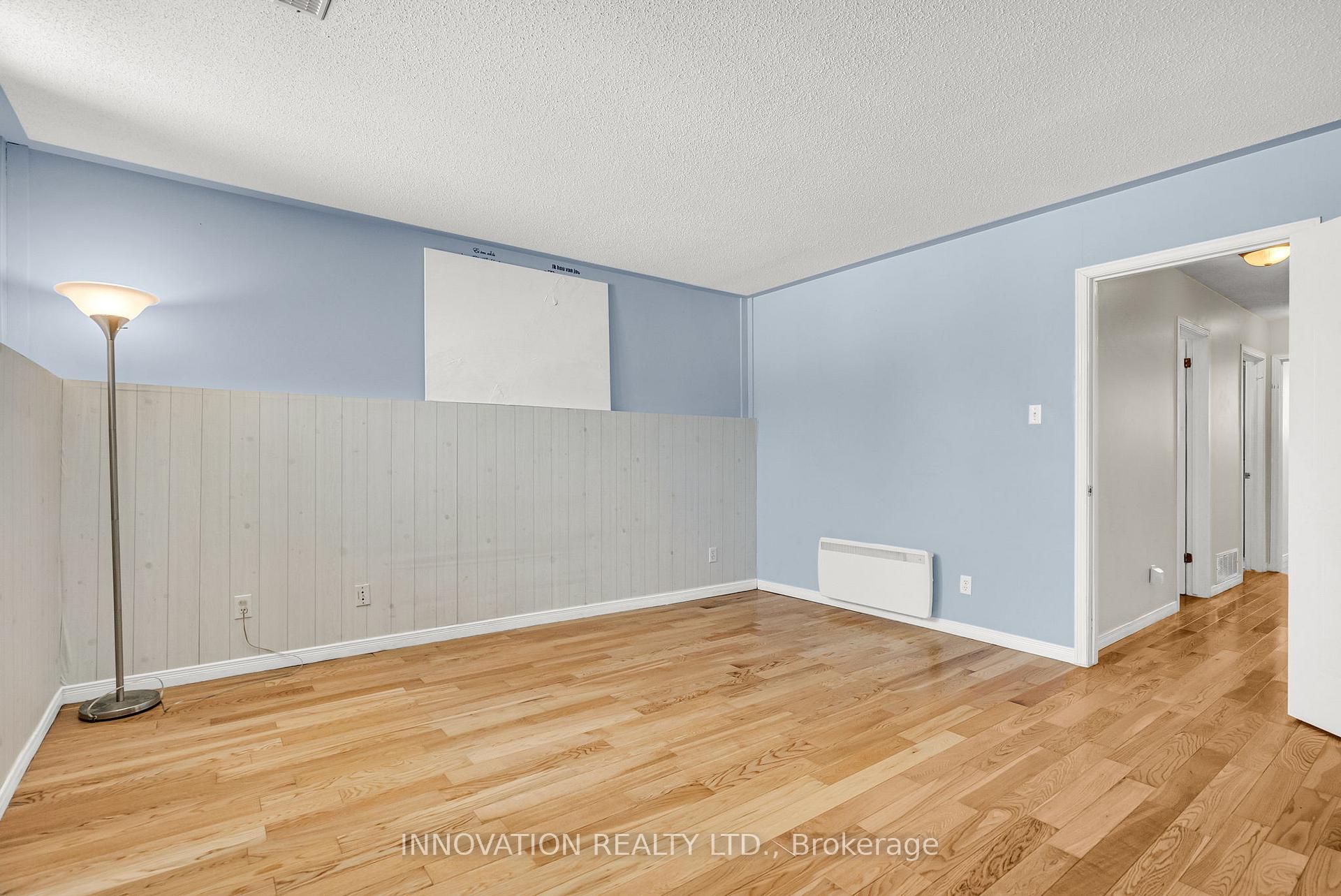 Photo 9 of Unit 9, 1657 Locksley Lane, Ottawa, Beaconwood — HOMEH