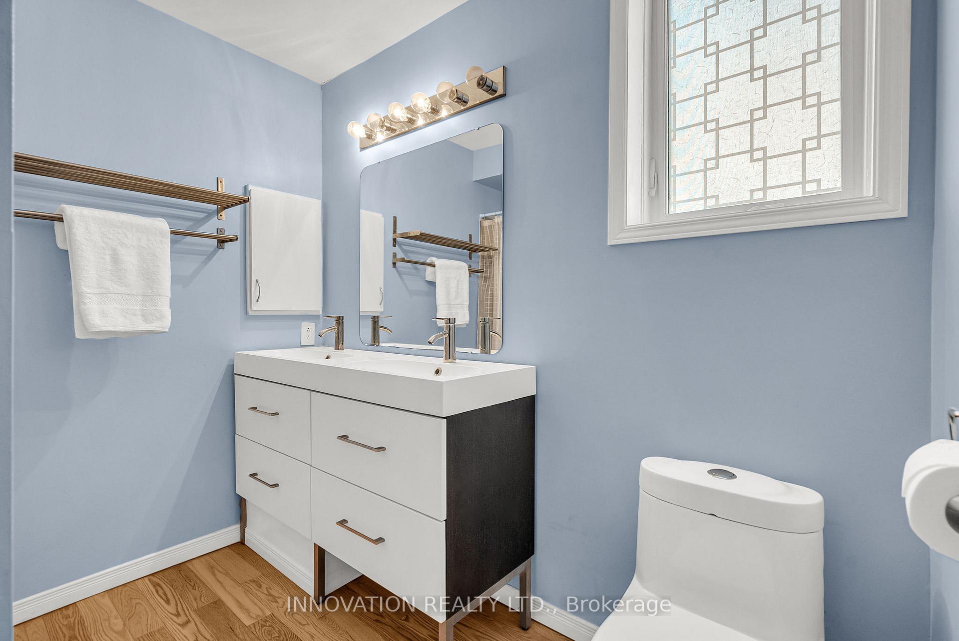 Photo 11 of Unit 9, 1657 Locksley Lane, Ottawa, Beaconwood — HOMEH