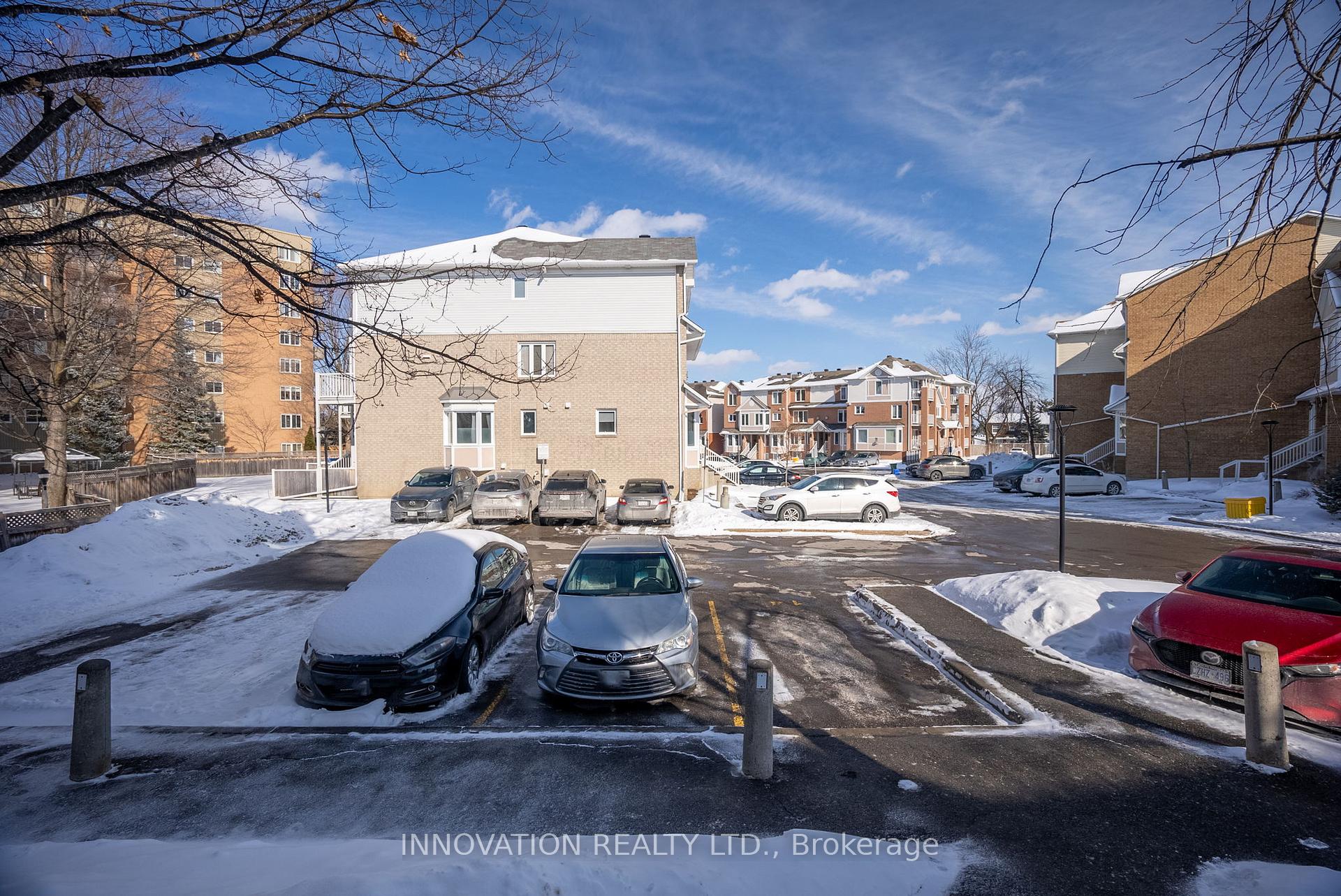 Photo 25 of Unit 9, 1657 Locksley Lane, Ottawa, Beaconwood — HOMEH