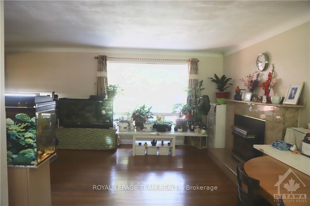 Photo 8 of 738 Manitou Drive, Ottawa, Carlingwood — HOMEH