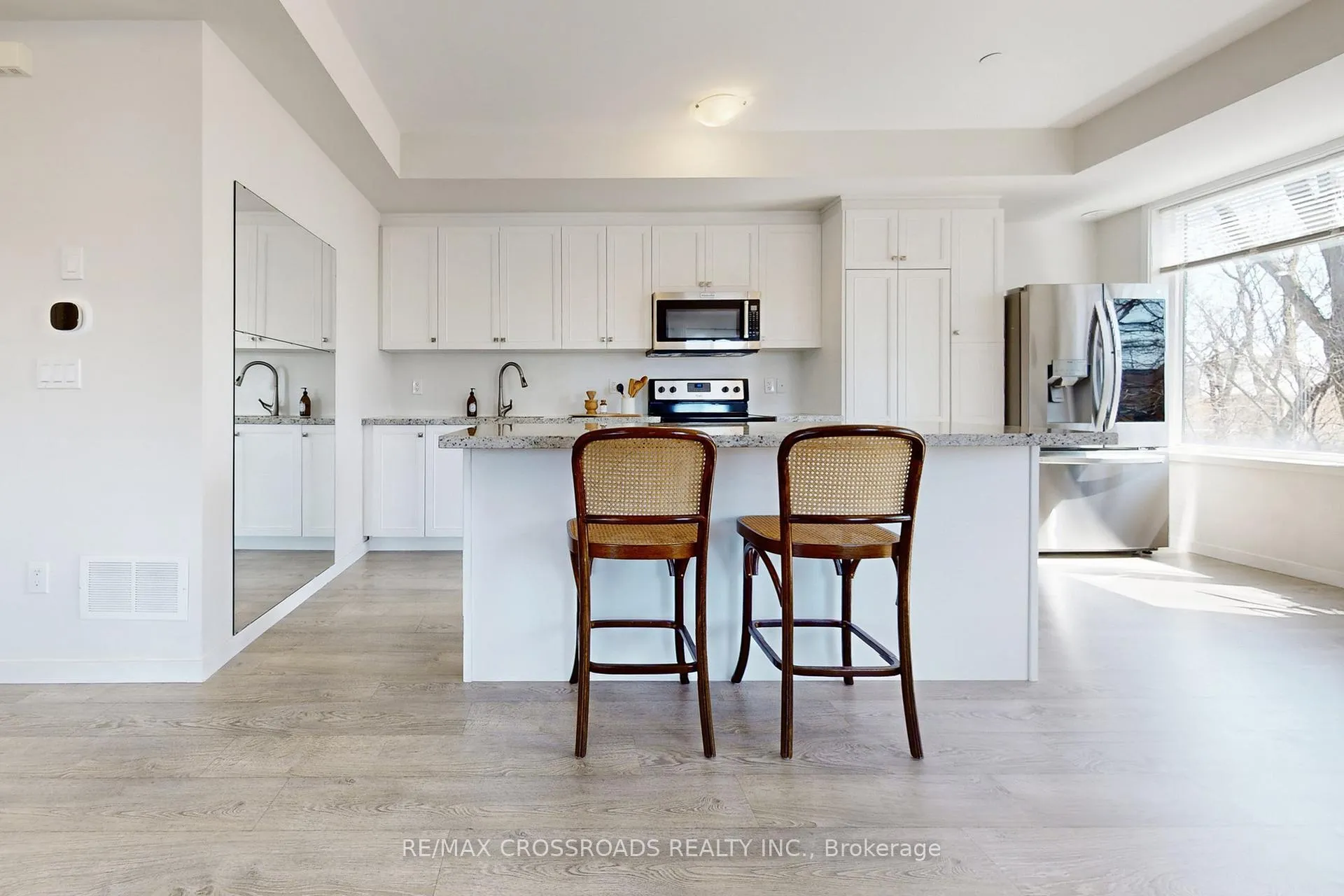 Photo 6 of Unit 10, 100 Alex Gardner Circle, Aurora, Aurora Village — HOMEH