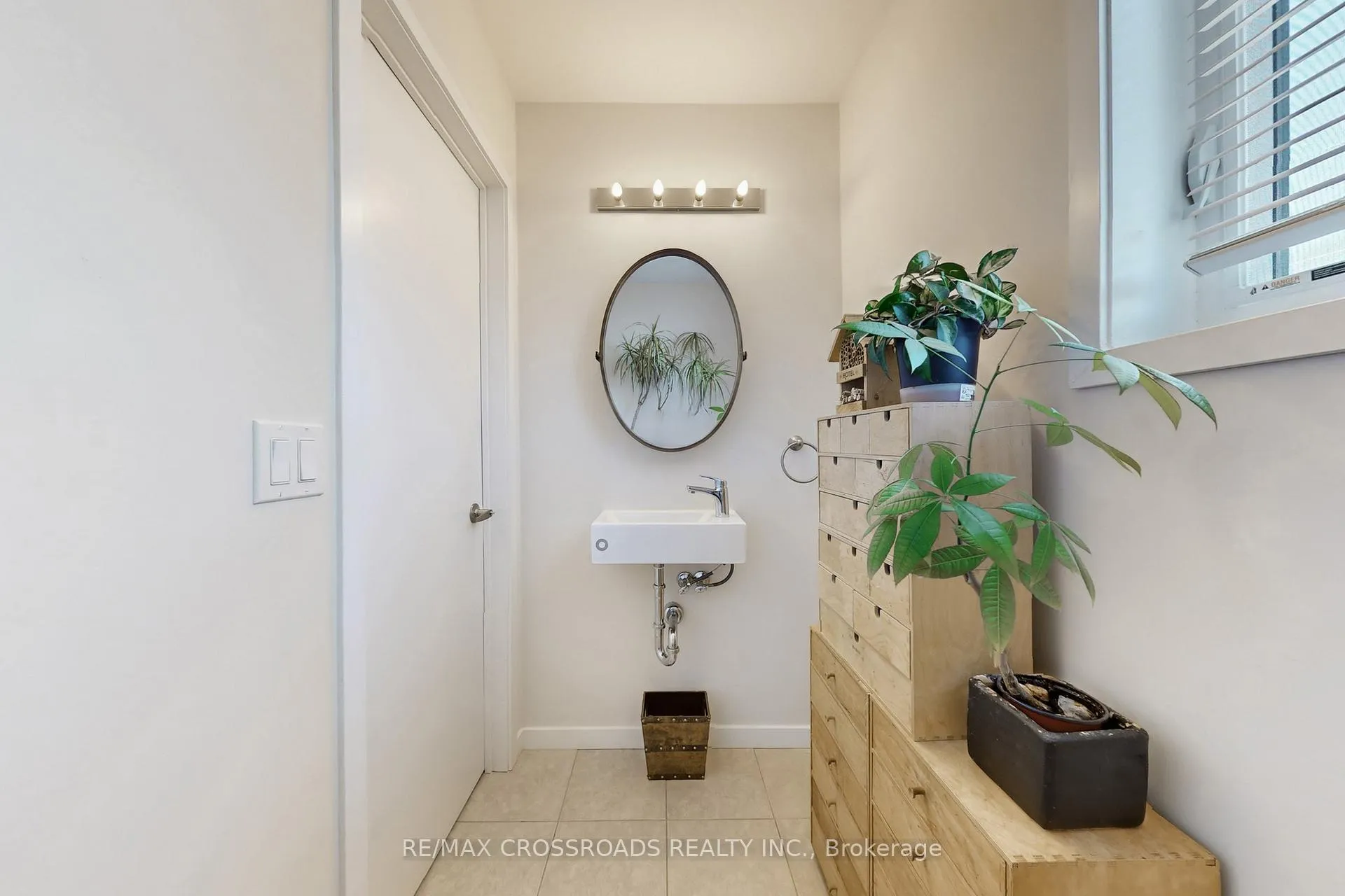 Photo 15 of Unit 10, 100 Alex Gardner Circle, Aurora, Aurora Village — HOMEH