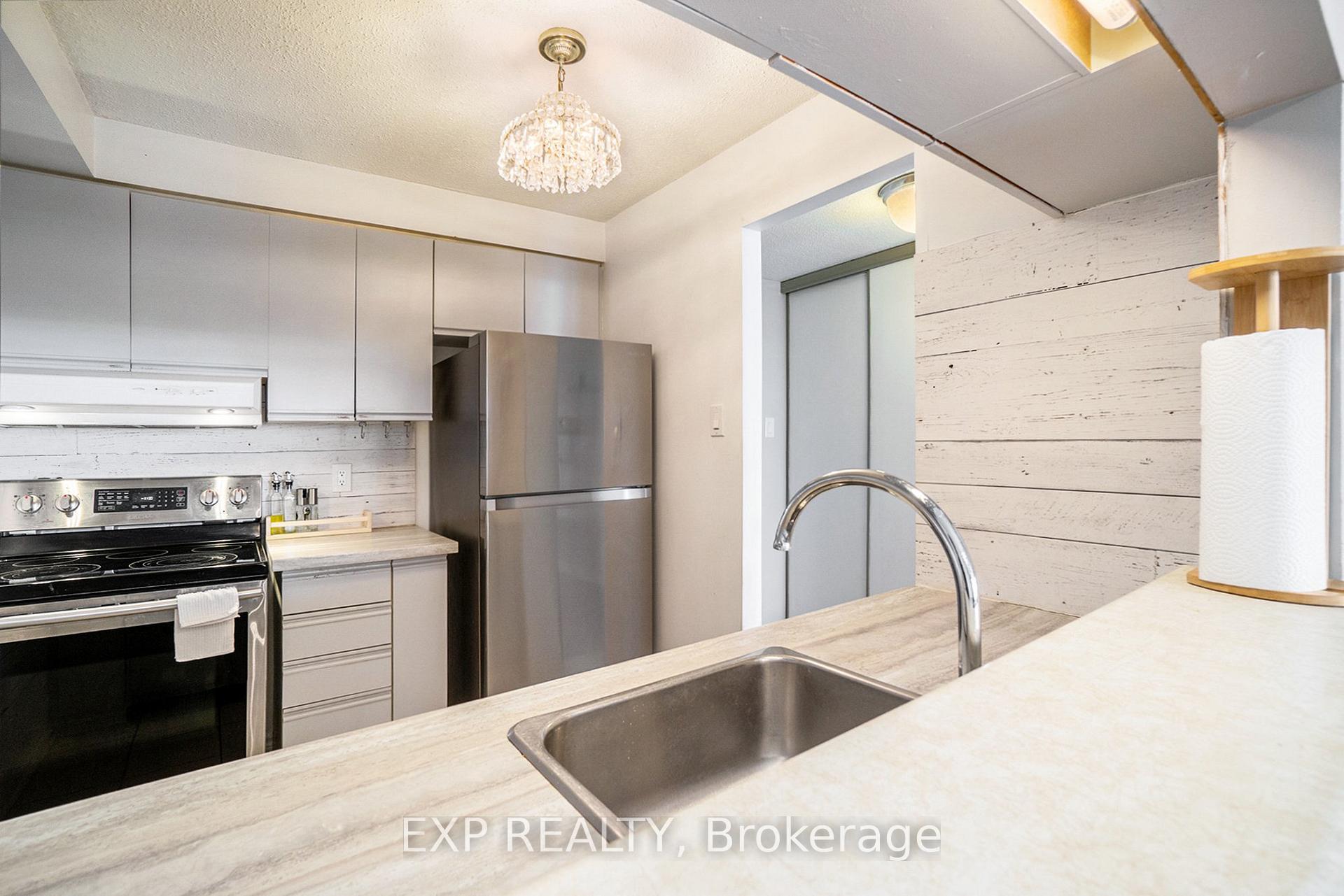 Photo 12 of Unit 1013, 80 Sandcastle Drive, Ottawa, Leslie Park — HOMEH