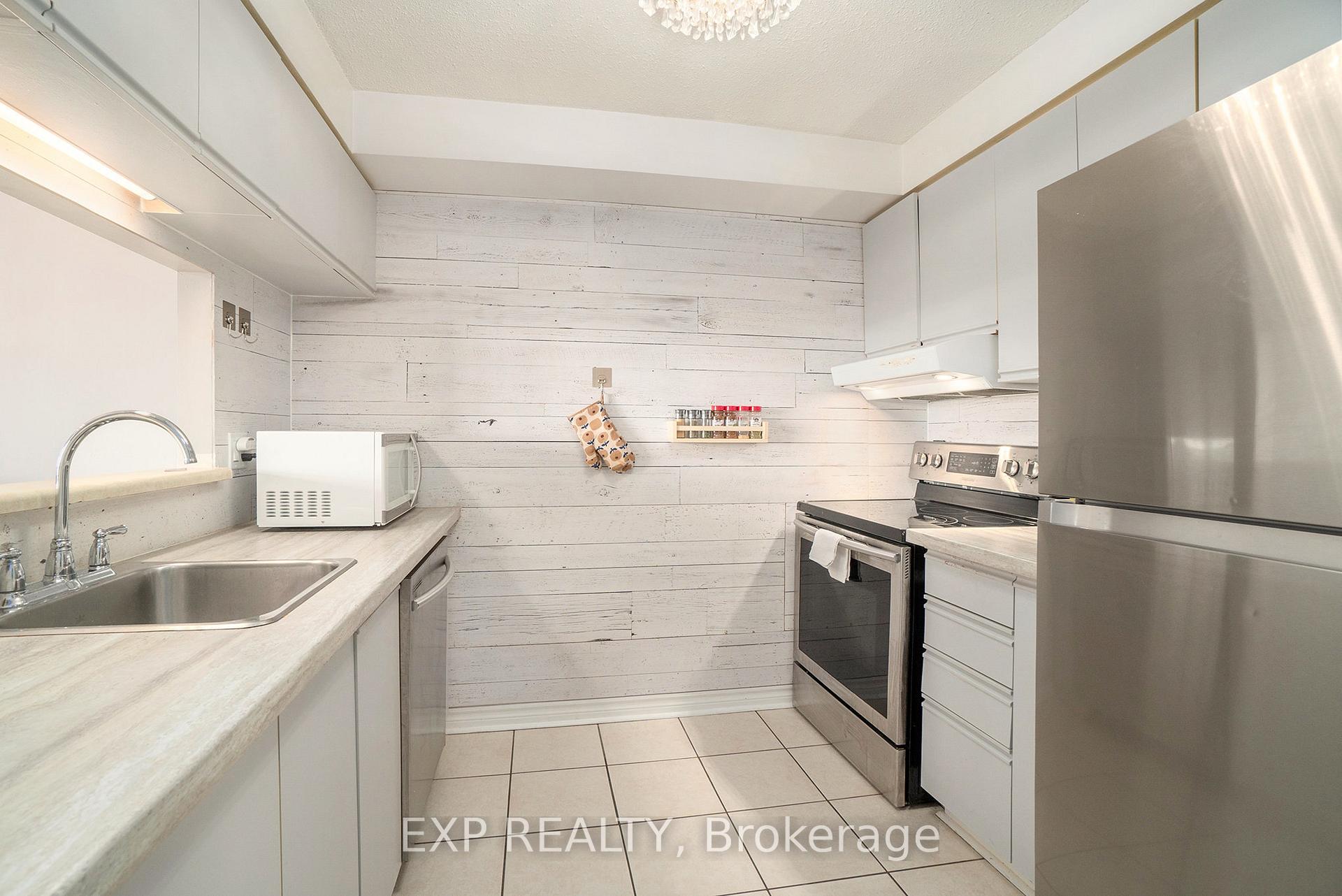 Photo 13 of Unit 1013, 80 Sandcastle Drive, Ottawa, Leslie Park — HOMEH