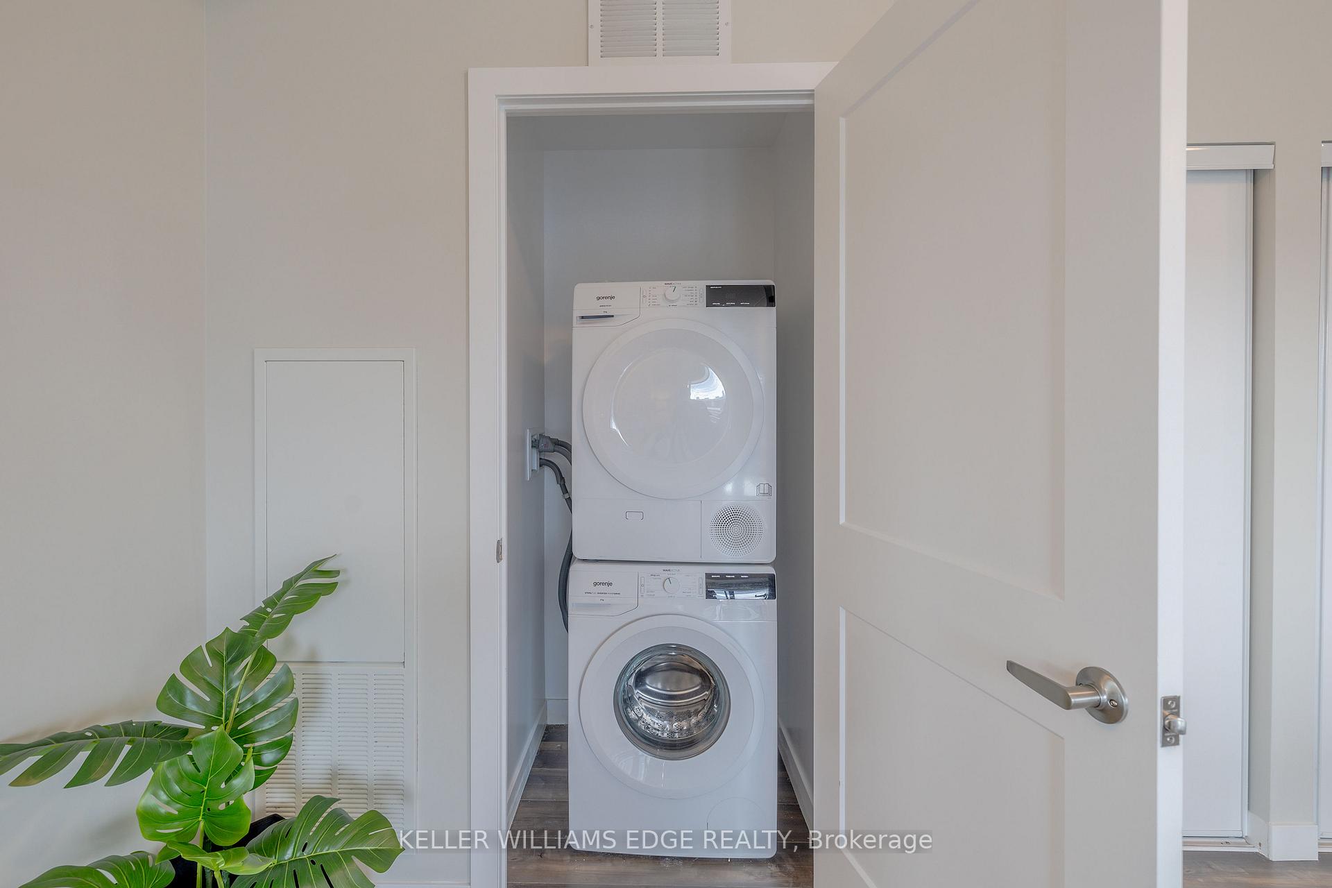Photo 30 of Unit 902, 15 Queen Street S, Hamilton, Central — HOMEH