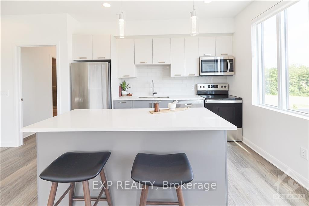 Photo 4 of Unit 301, 4840 Bank Street, Ottawa, Blossom Park/Kemp Park/Findlay Creek — HOMEH