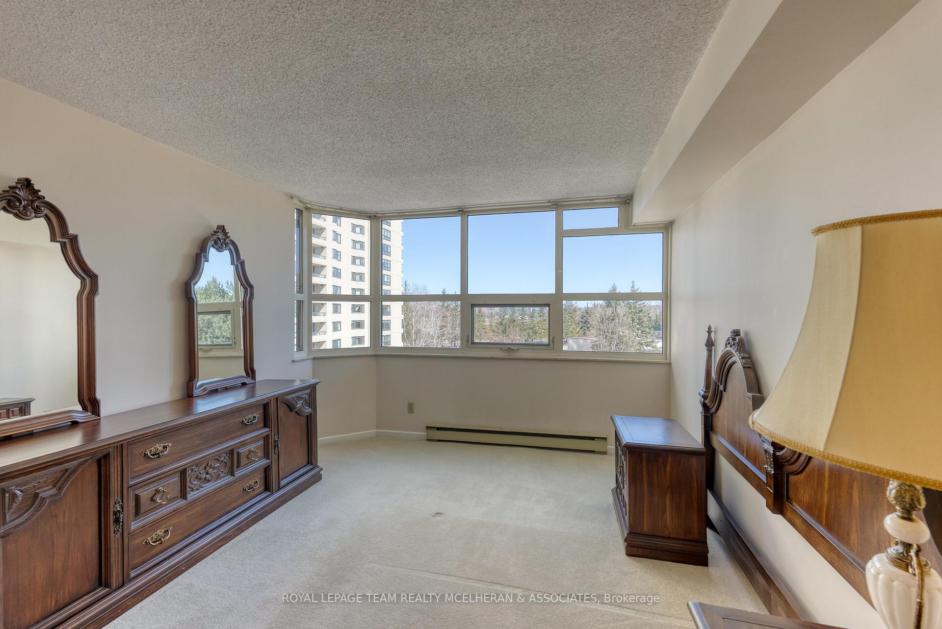 Photo 20 of Unit 403, 1510 Riverside Drive, Ottawa, Riverview Park — HOMEH