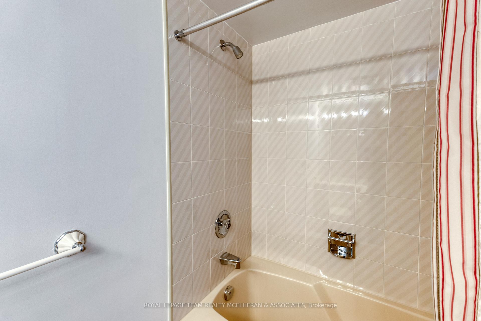 Photo 24 of Unit 403, 1510 Riverside Drive, Ottawa, Riverview Park — HOMEH