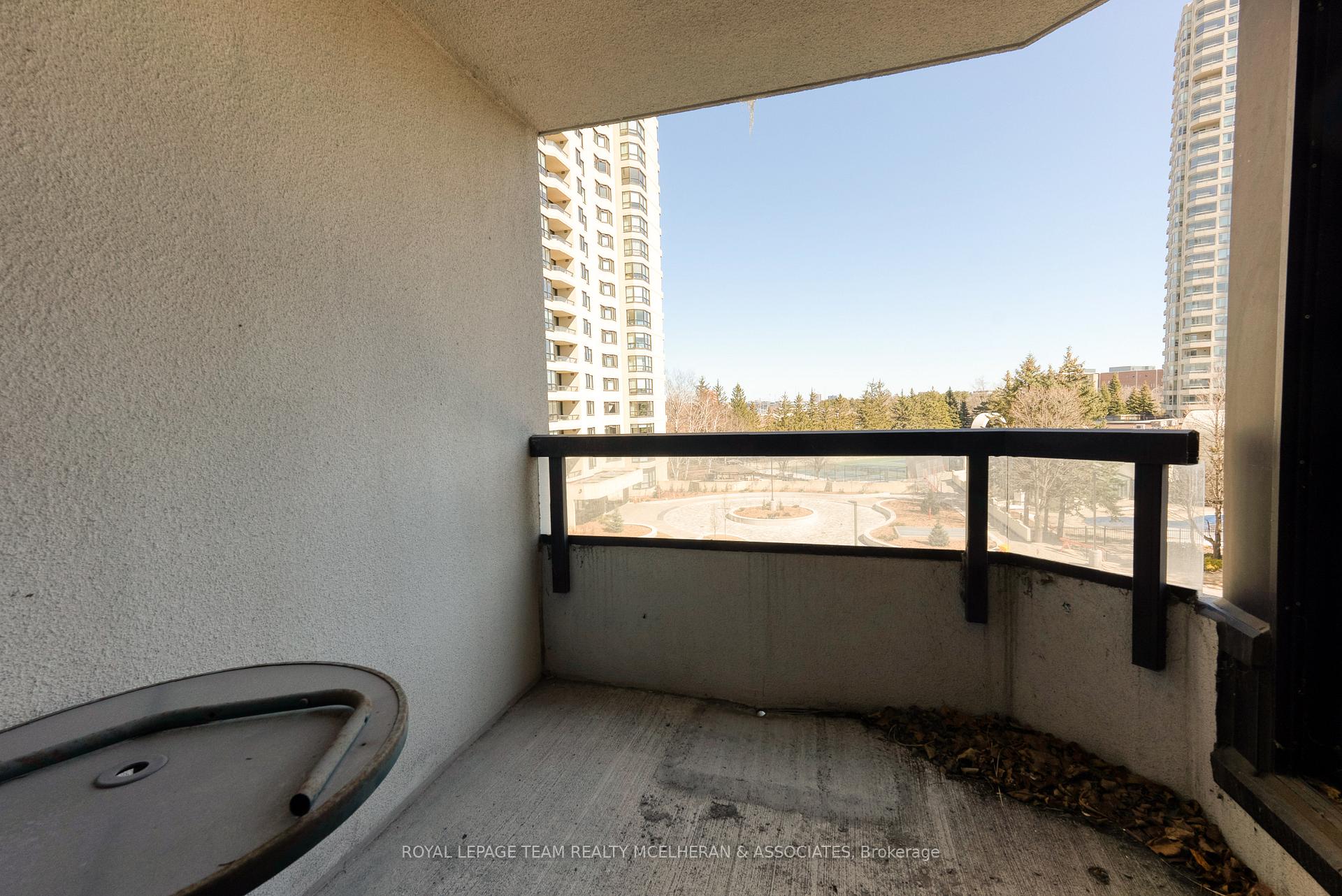 Photo 28 of Unit 403, 1510 Riverside Drive, Ottawa, Riverview Park — HOMEH