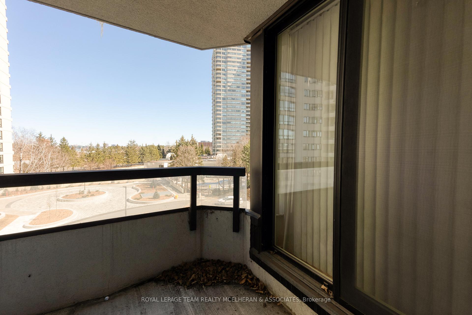 Photo 30 of Unit 403, 1510 Riverside Drive, Ottawa, Riverview Park — HOMEH
