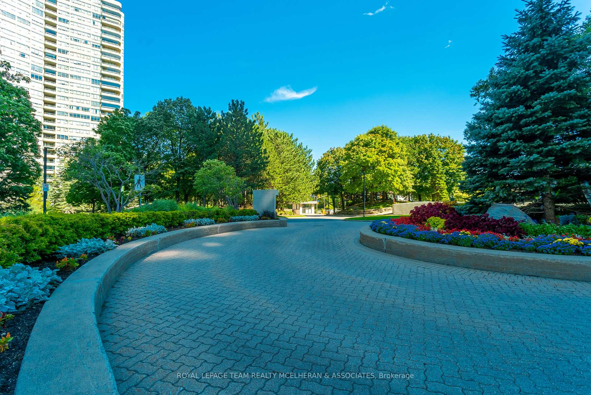 Photo 40 of Unit 403, 1510 Riverside Drive, Ottawa, Riverview Park — HOMEH