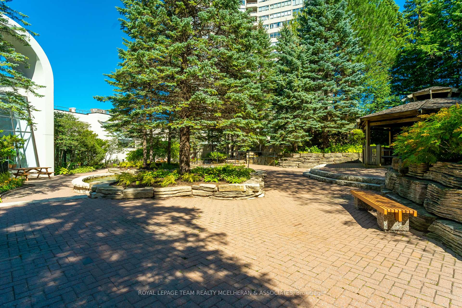 Photo 46 of Unit 403, 1510 Riverside Drive, Ottawa, Riverview Park — HOMEH
