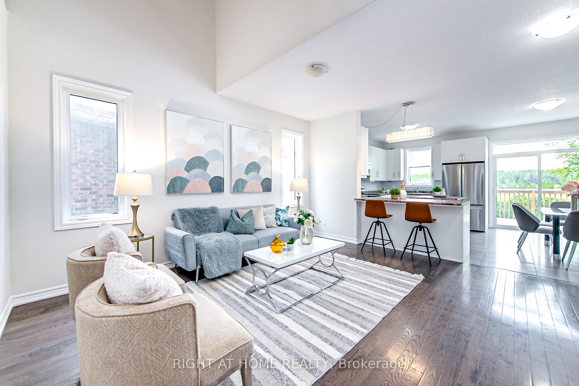 Photo 6 of 56 Megan Crescent, Barrie, 400 West — HOMEH