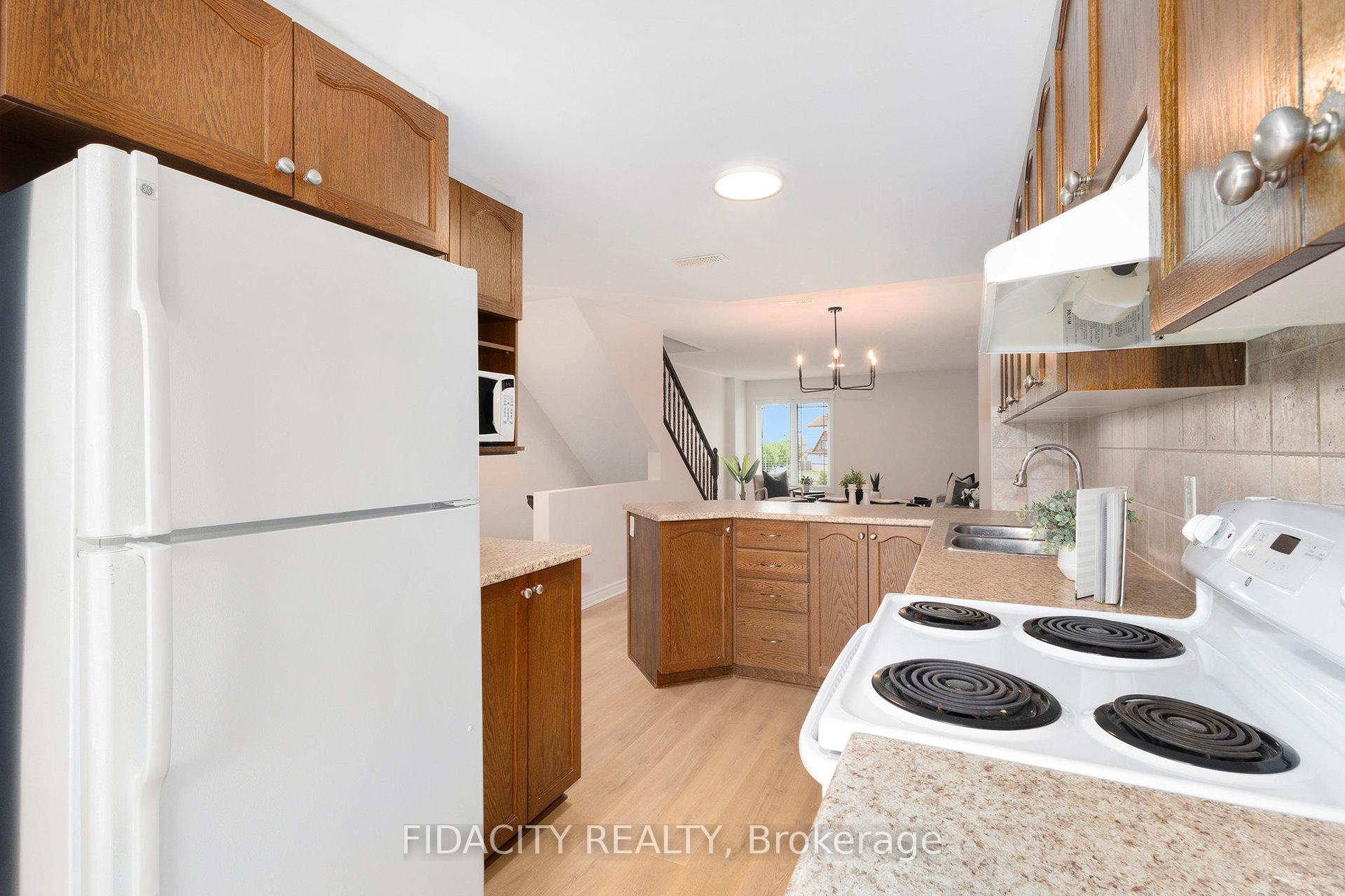 Photo 7 of 721 Lakeridge Drive, Ottawa, Avalon East — HOMEH
