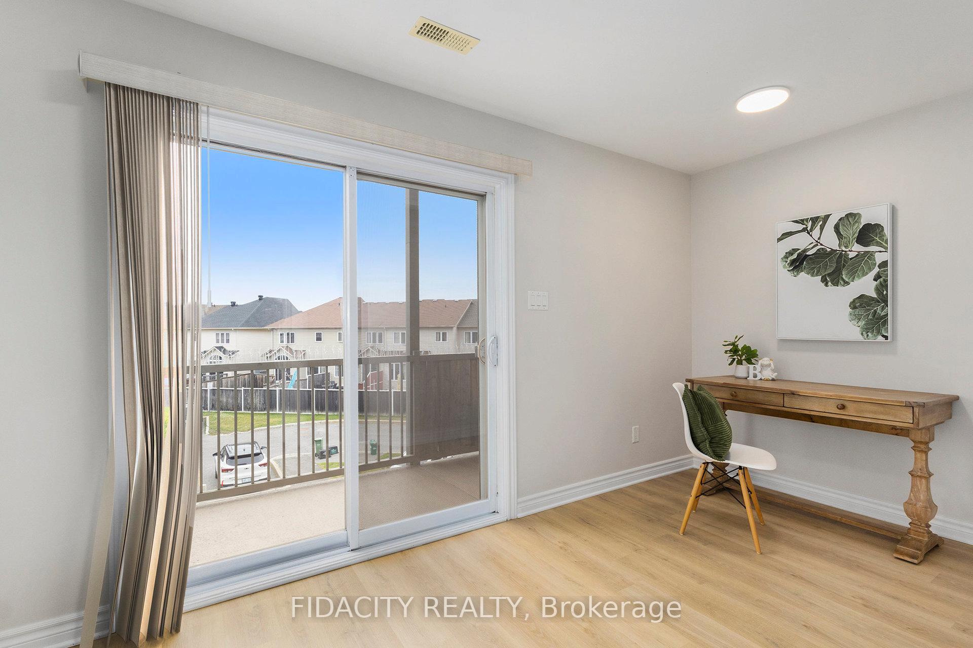 Photo 9 of 721 Lakeridge Drive, Ottawa, Avalon East — HOMEH