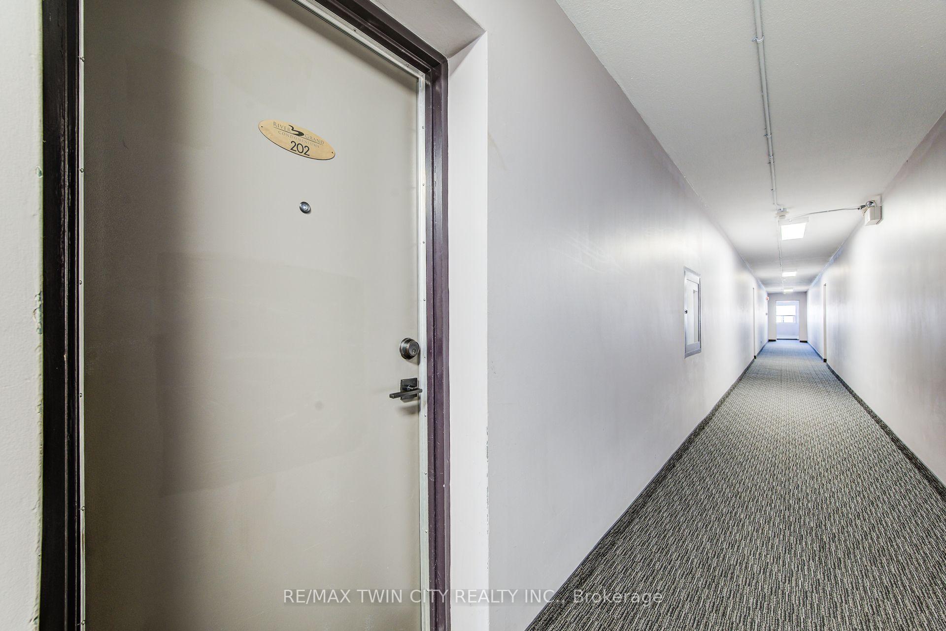 Photo 9 of Unit 202, 283 Fairway Road N, Kitchener — HOMEH