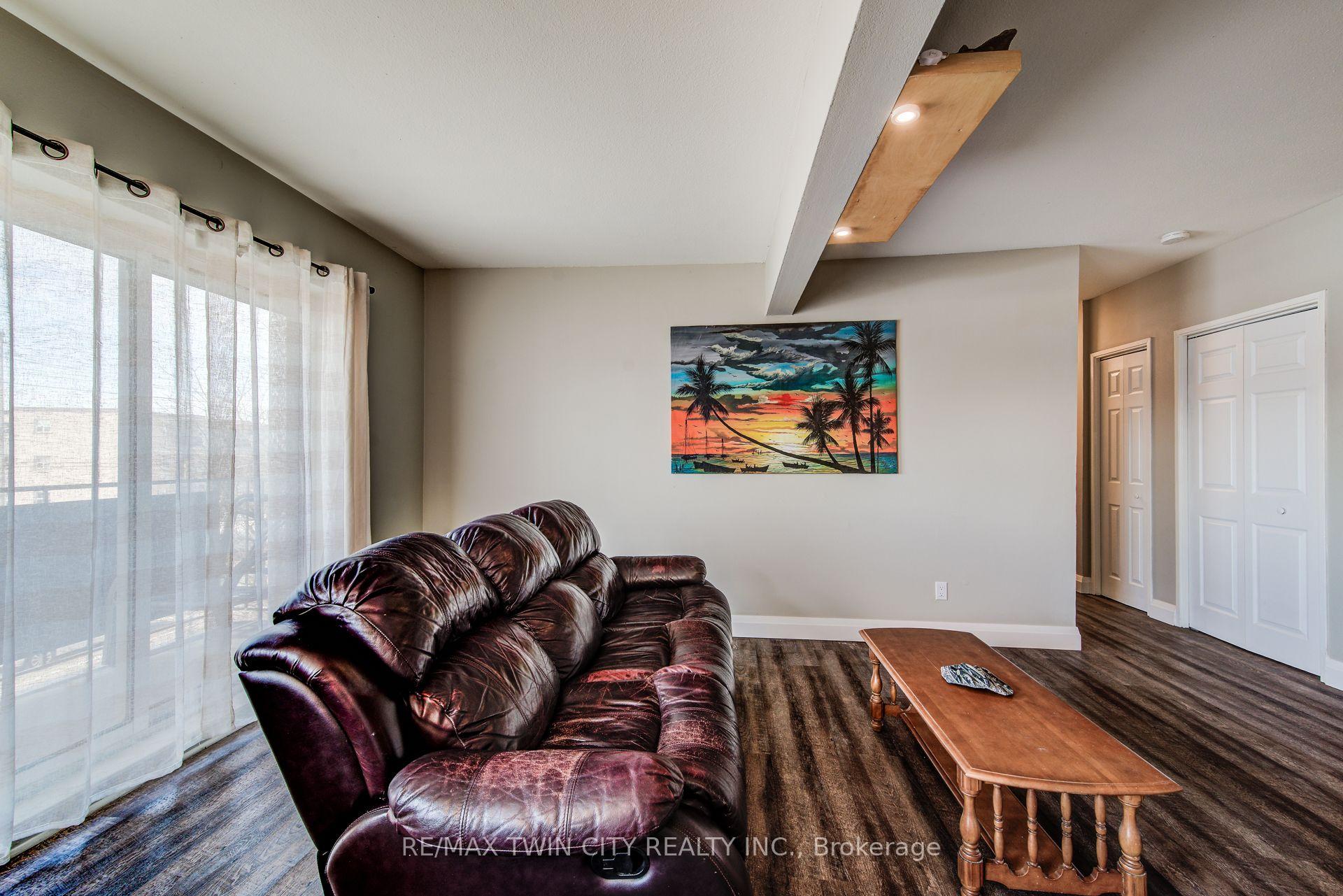 Photo 17 of Unit 202, 283 Fairway Road N, Kitchener — HOMEH