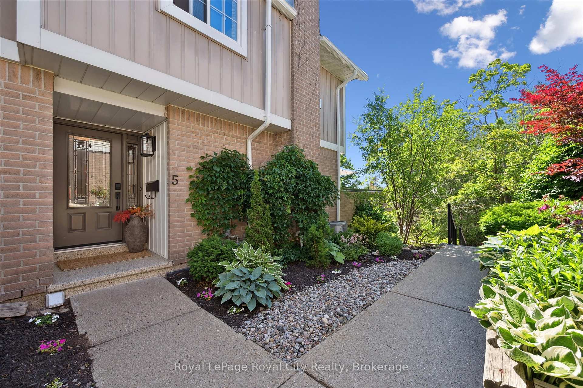 Photo 1 of Unit 5, 100 Woodlawn Road E, Guelph, Victoria North — HOMEH