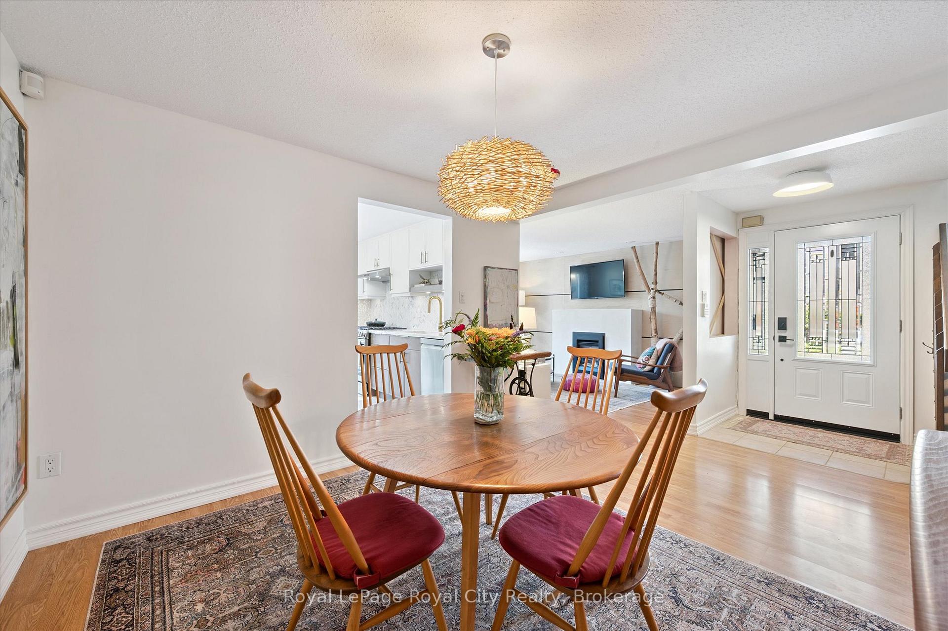 Photo 17 of Unit 5, 100 Woodlawn Road E, Guelph, Victoria North — HOMEH