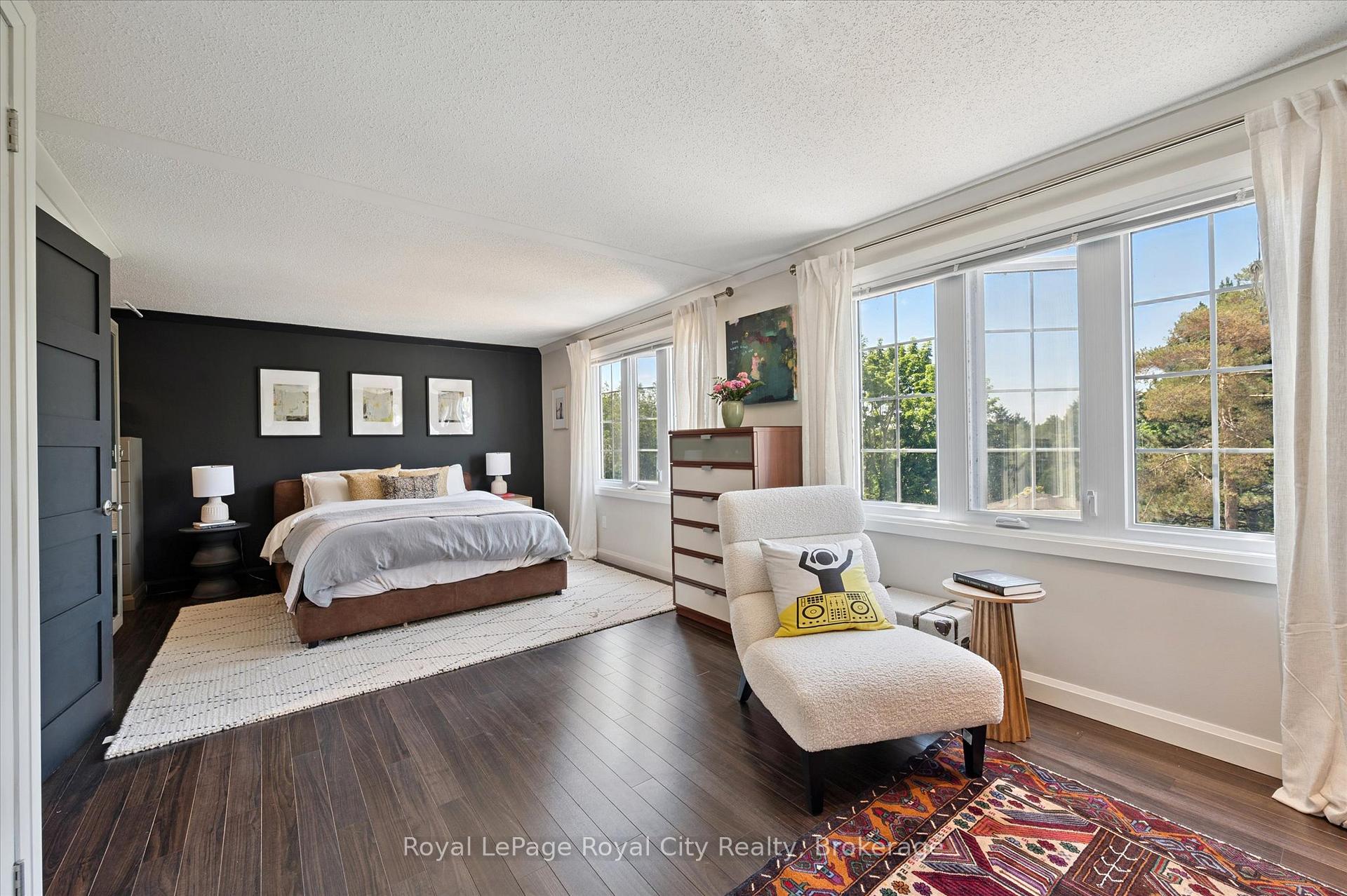 Photo 22 of Unit 5, 100 Woodlawn Road E, Guelph, Victoria North — HOMEH