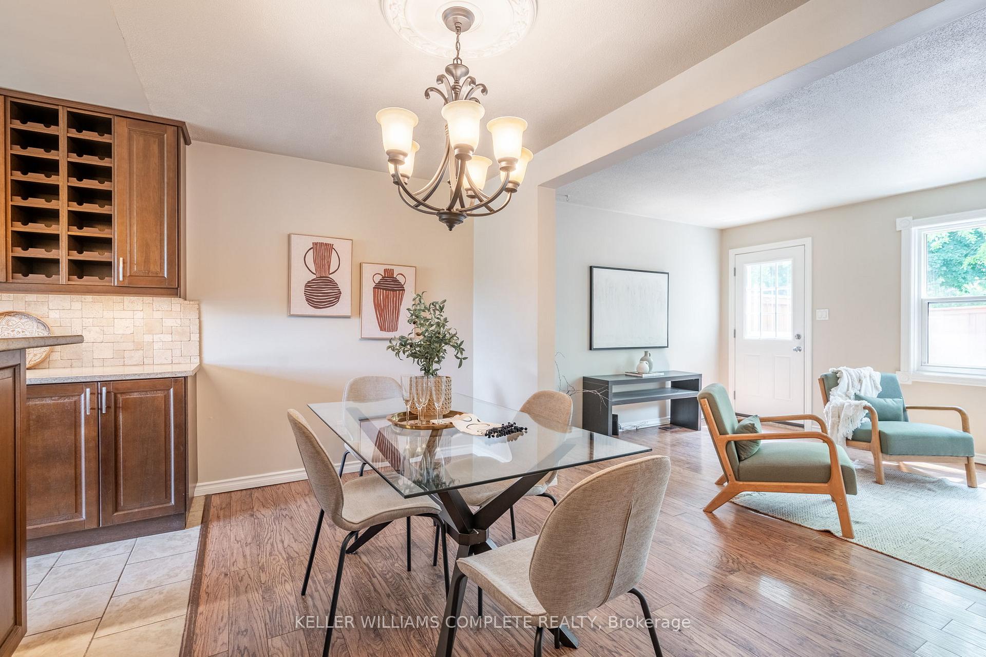 Photo 13 of 140 Victor Boulevard, Hamilton, Greeningdon — HOMEH