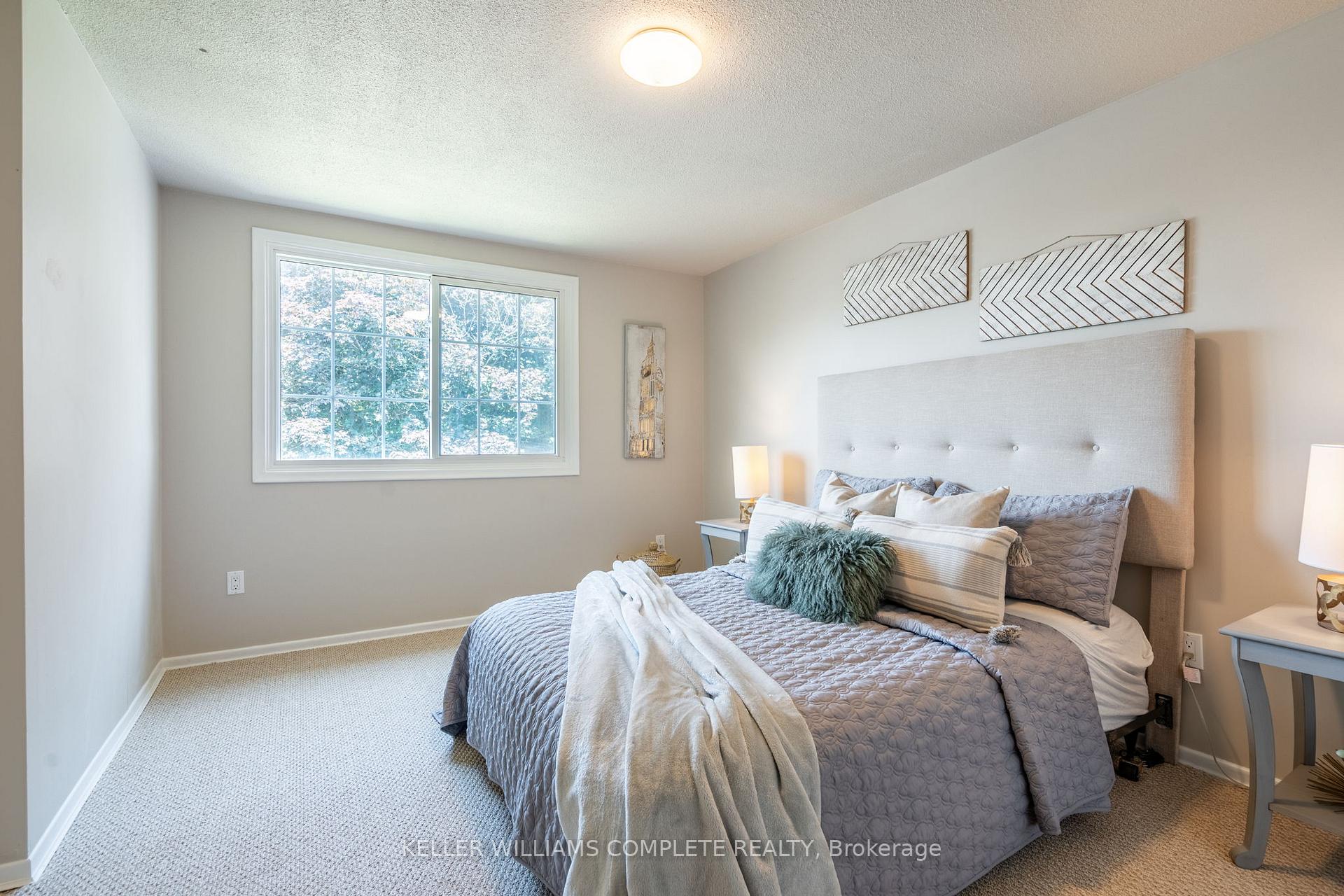 Photo 22 of 140 Victor Boulevard, Hamilton, Greeningdon — HOMEH