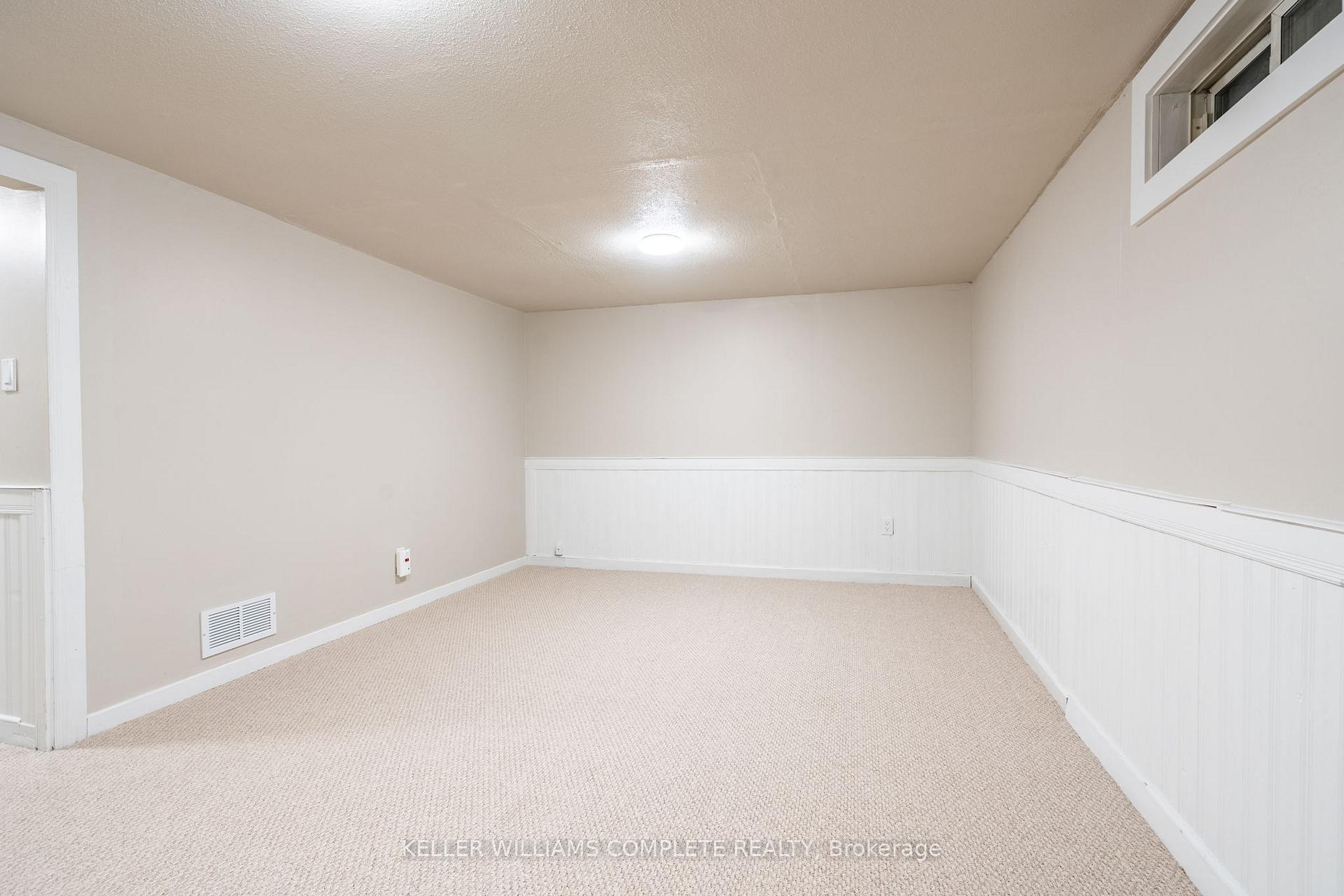 Photo 29 of 140 Victor Boulevard, Hamilton, Greeningdon — HOMEH